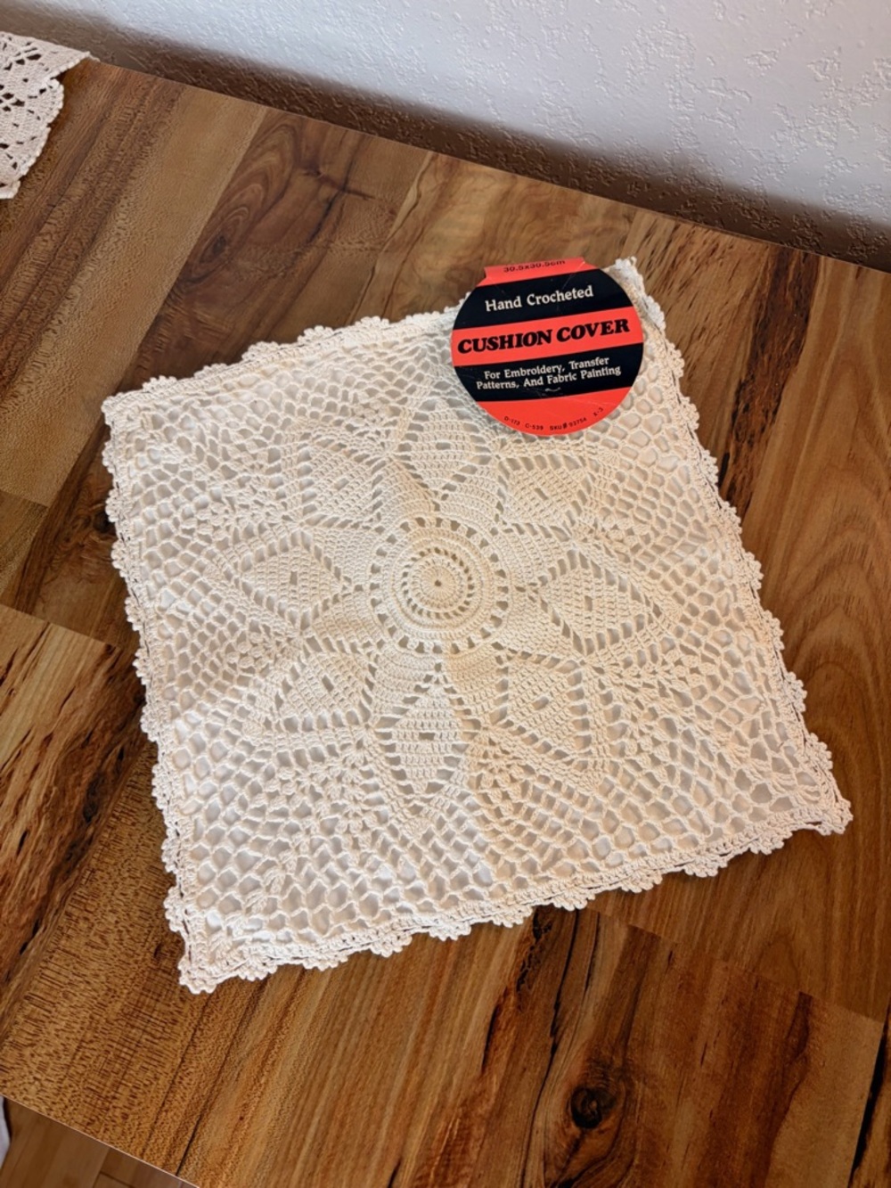 🤍✨ Vintage White Crochet Pillow Cover – 12 x 12” ✨🤍